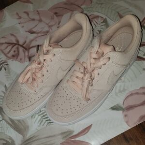 Nike Women's Soft Pink Sneakers